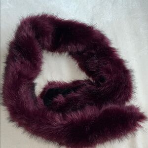 Luxurious Faux Fur Scarf - Deep Burgundy